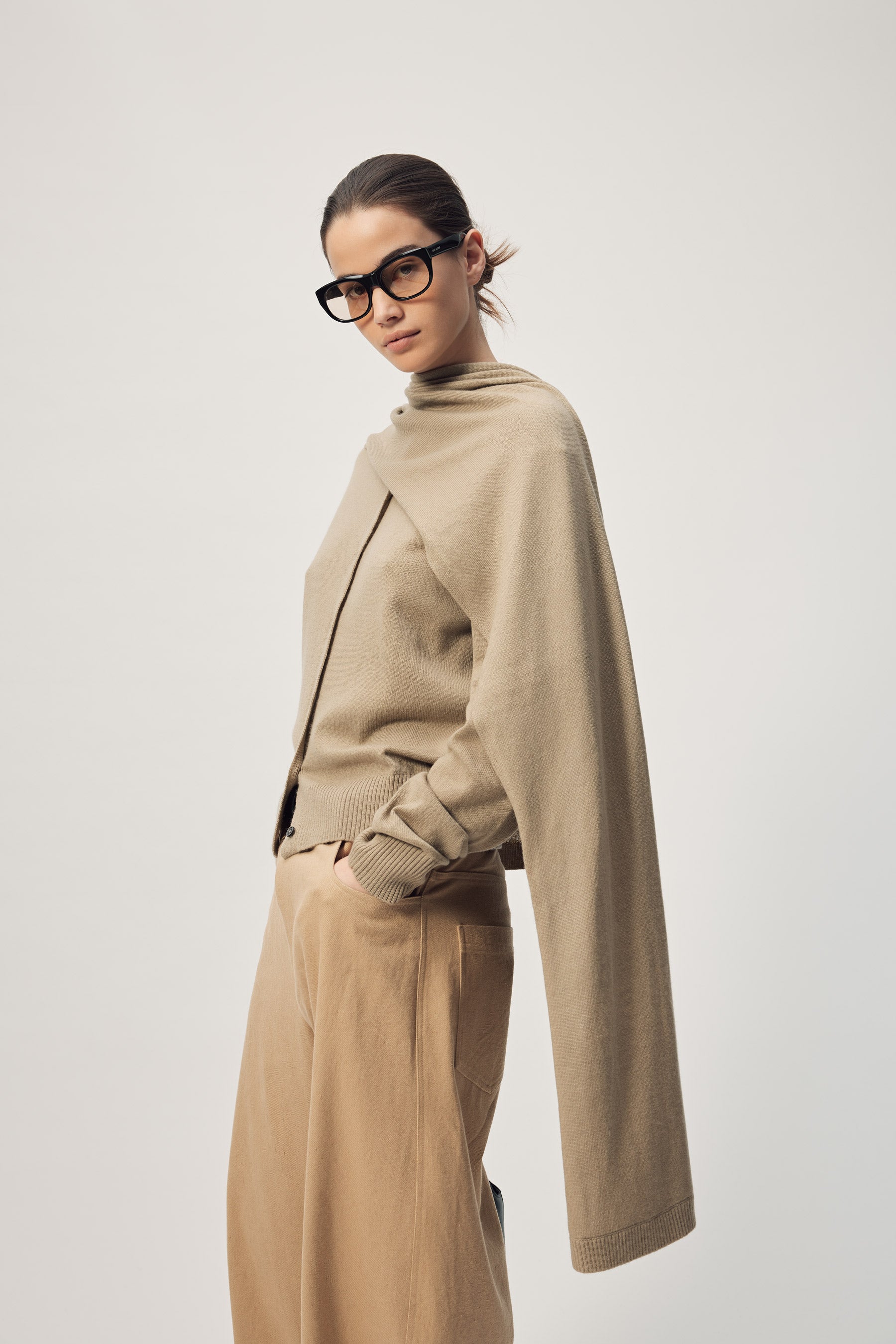 Farrah Scarf AW26 Smokey Taupe
