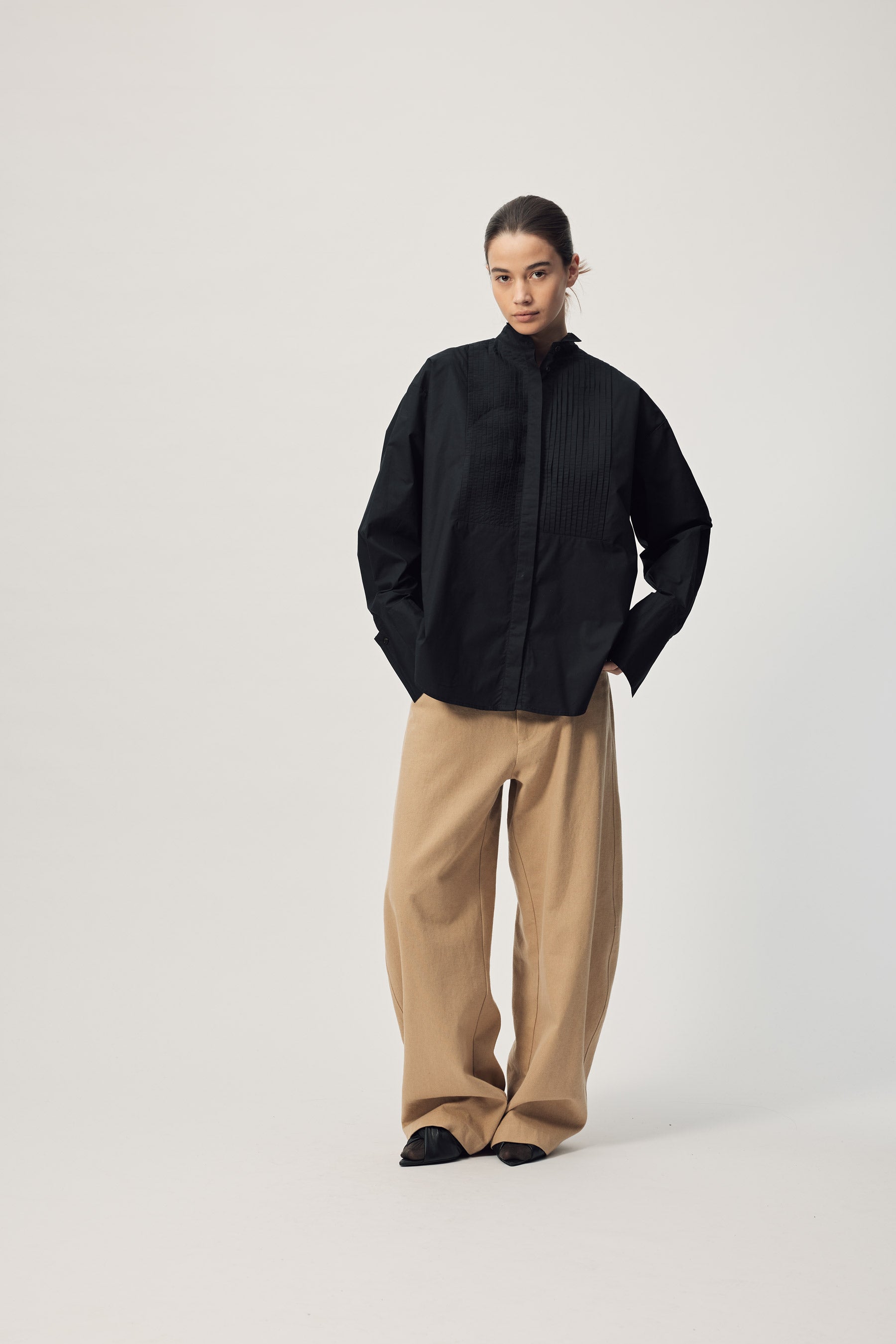 Hale Jean AW26 Camel