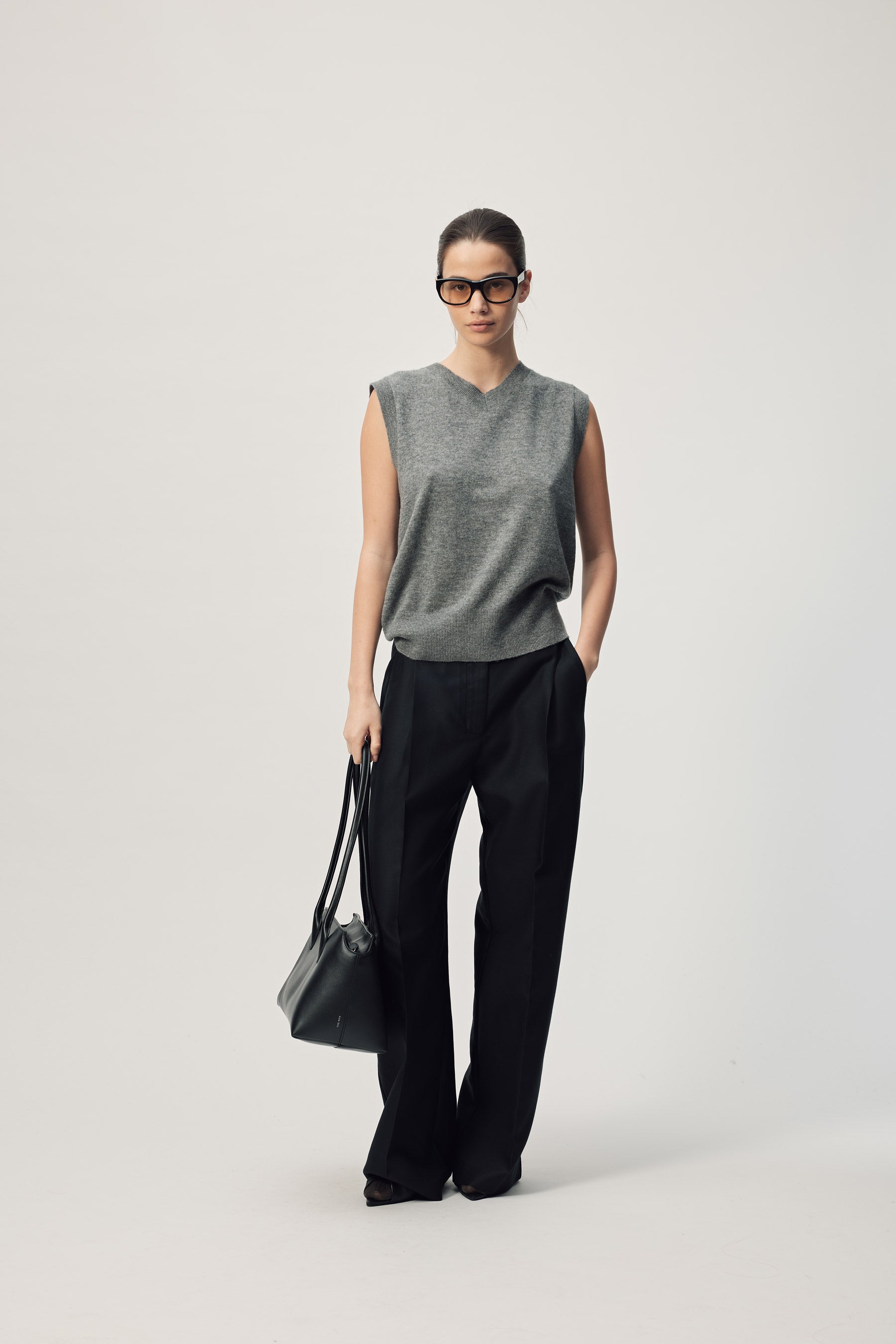 Gregory Aero Cashmere Vest AW26 Black Cashmere Wool | Luxury wool